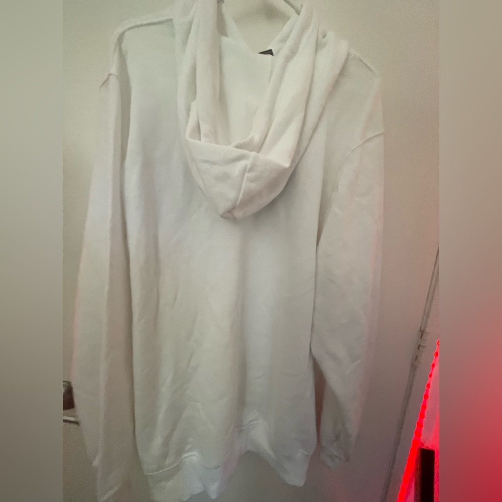 WHITE NORTH FACE HOODIE